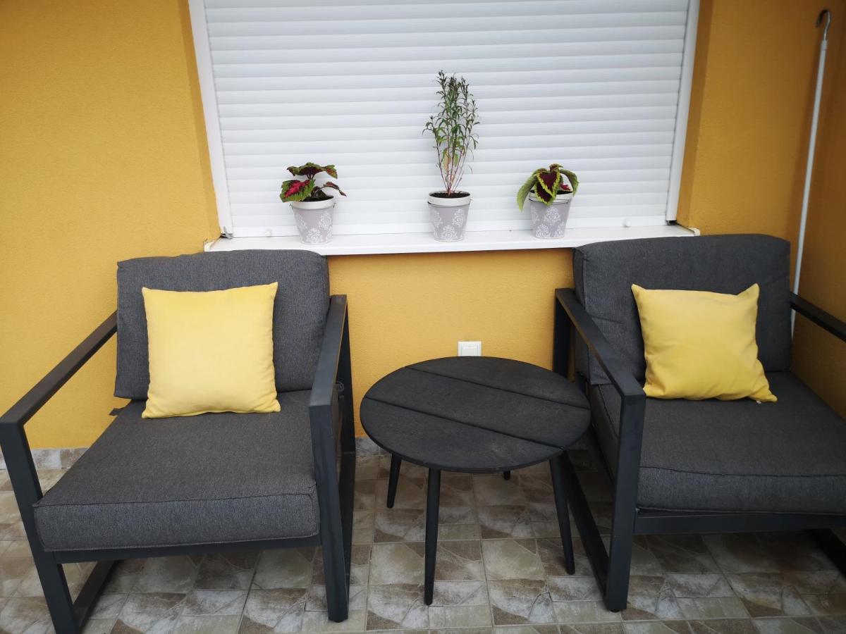 Bella Vista Apartment Требине Екстериор снимка