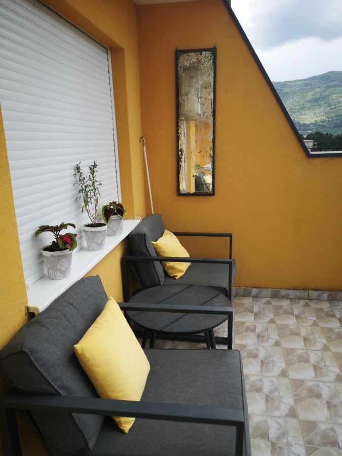 Bella Vista Apartment Требине Екстериор снимка