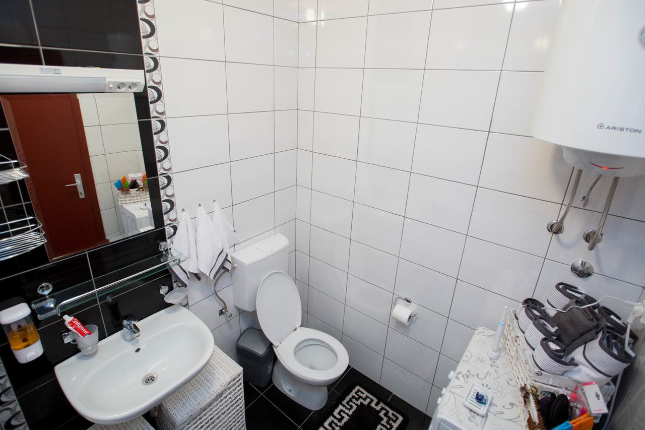 Bella Vista Apartment Требине Екстериор снимка